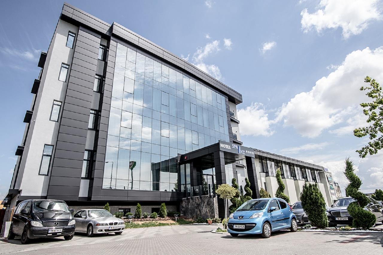 Hotel Spa Ice Resort Ghiroda ภายนอก รูปภาพ